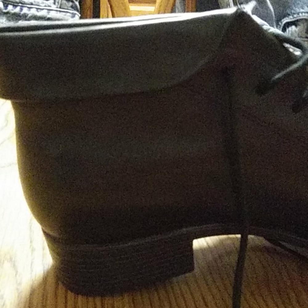 St. John's Bay leather ankle booties - Picture 5 of 5